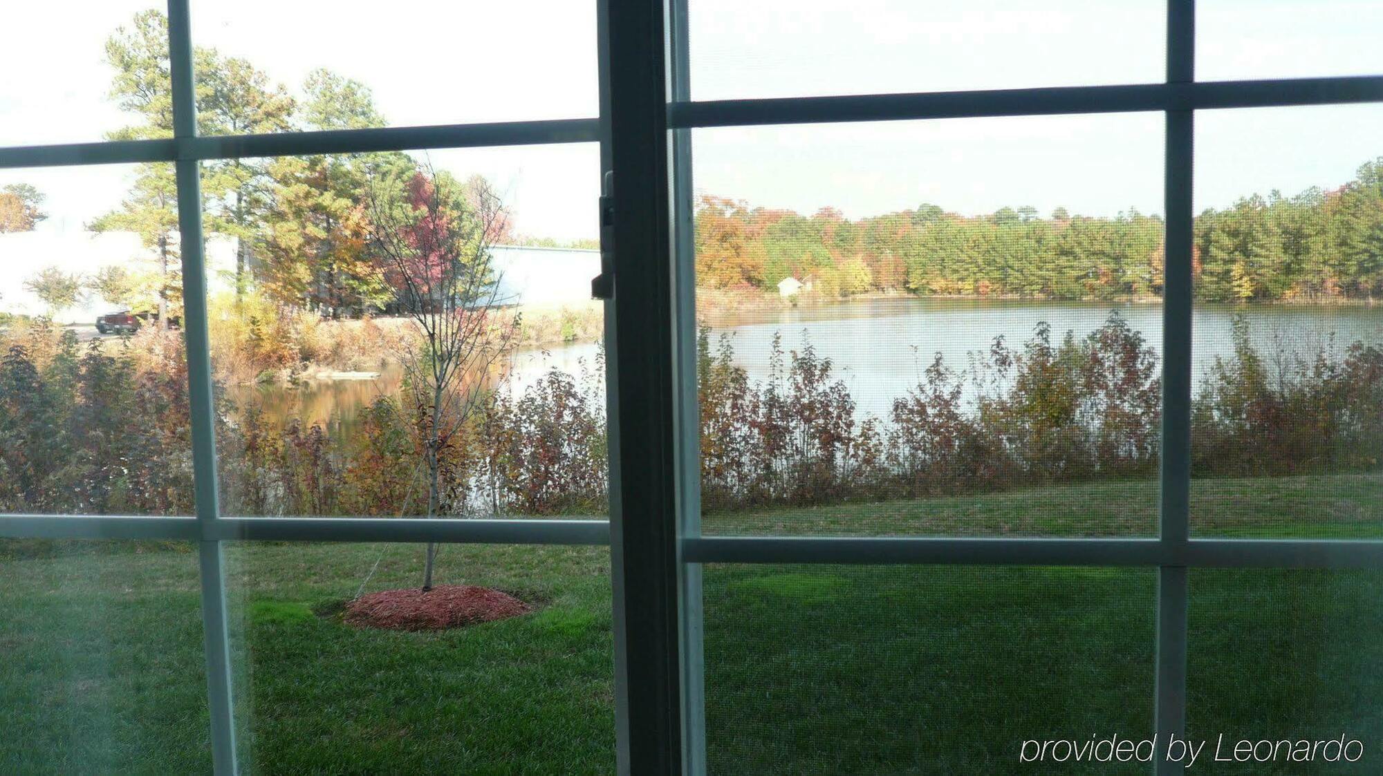 Candlewood Suites Newport News-Yorktown By Ihg Екстер'єр фото